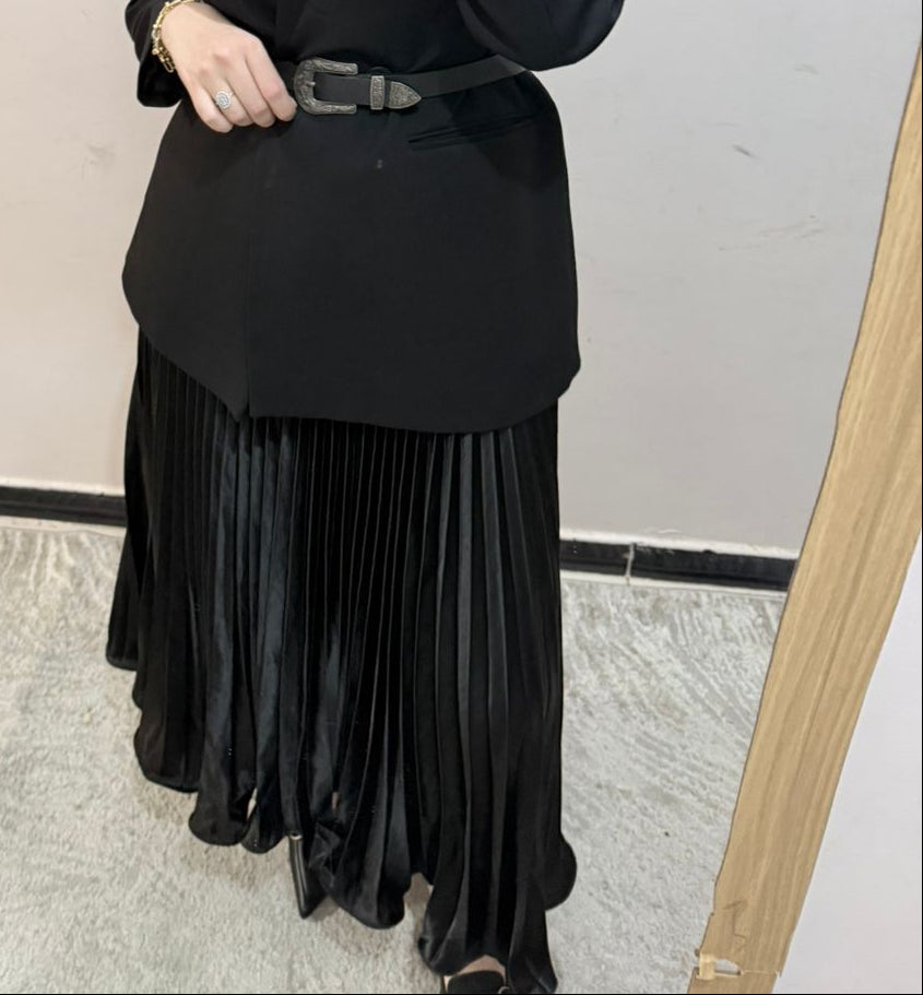 Savira flowy satin skirt